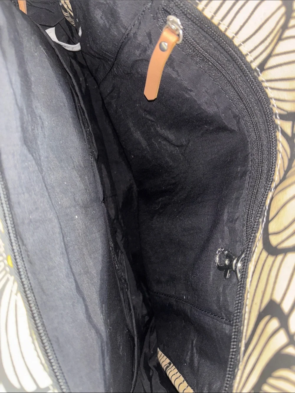 Petunia Pickle Bottom Cream Black Floral Diaper Bag Large Baby